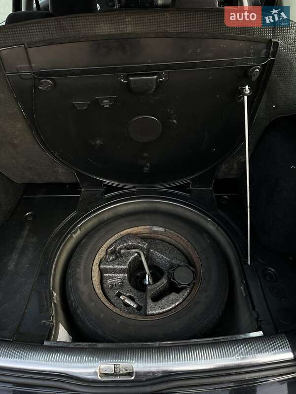 Універсал Volkswagen Passat 2001 в Білій Церкві