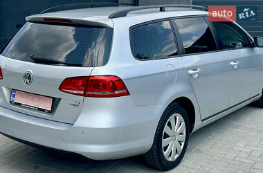 Универсал Volkswagen Passat 2011 в 
