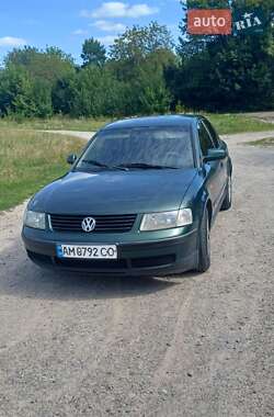 Седан Volkswagen Passat 1997 в Бердичеві
