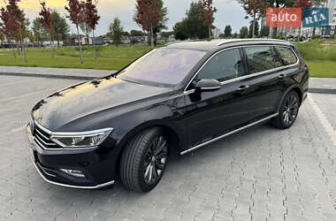 Універсал Volkswagen Passat 2021 в Ірпені