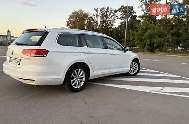 Универсал Volkswagen Passat 2015 в 