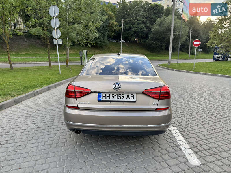 Седан Volkswagen Passat 2016 в Львове