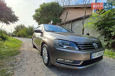 Седан Volkswagen Passat 2011 в Ивано-Франковске