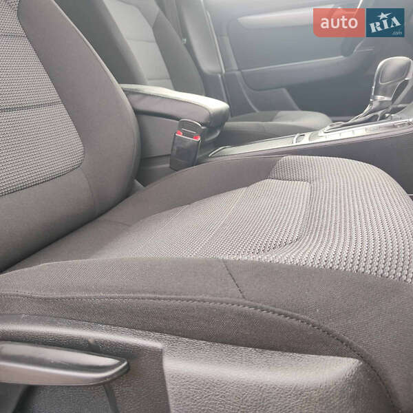 Универсал Volkswagen Passat 2013 в Житомире