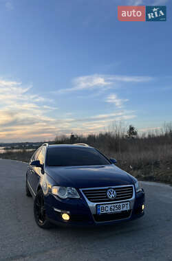 Универсал Volkswagen Passat 2009 в Львове