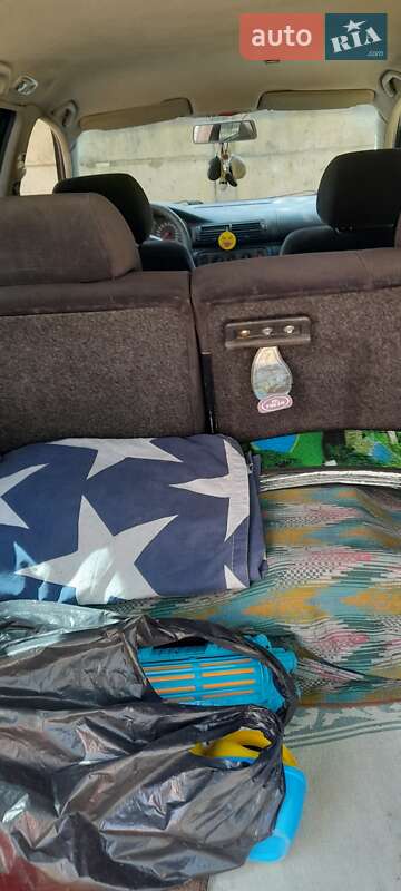 Универсал Volkswagen Passat 1999 в Покрове