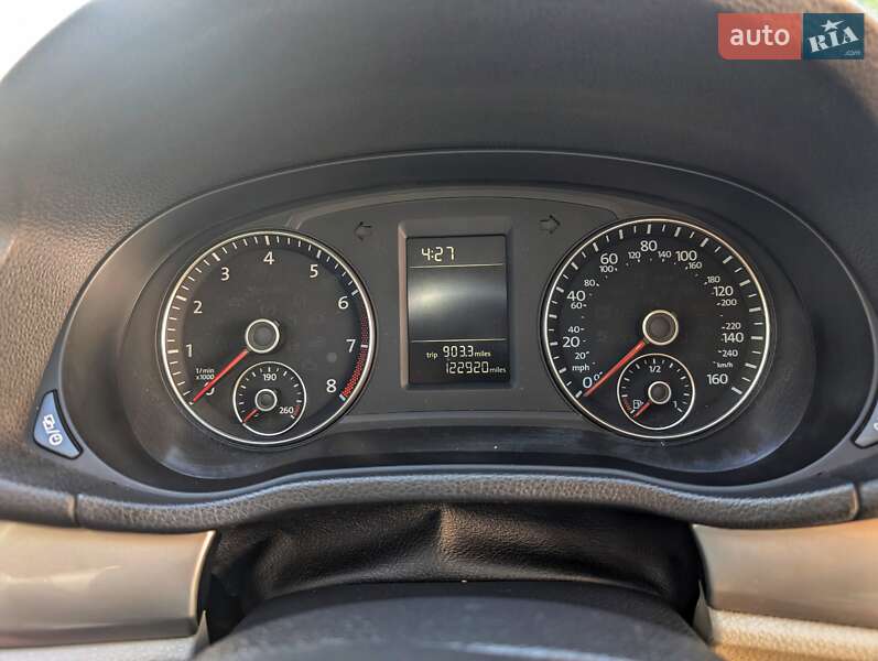Седан Volkswagen Passat 2013 в Днепре фото 13 Седан Volkswagen Passat 2013 в Днепре