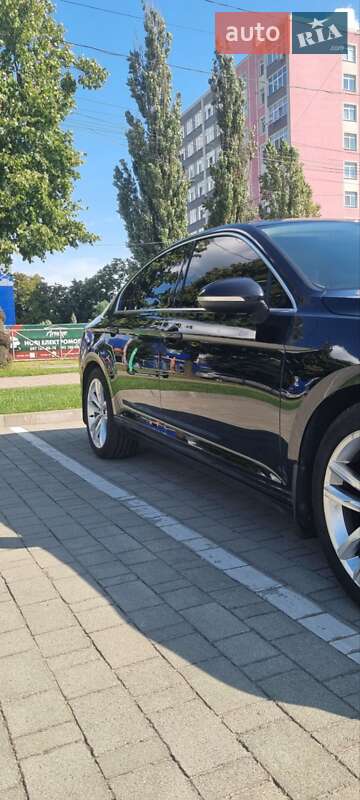 Седан Volkswagen Passat 2015 в Хмельницькому