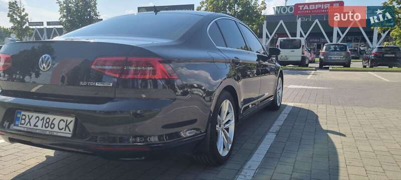 Седан Volkswagen Passat 2015 в Хмельницькому