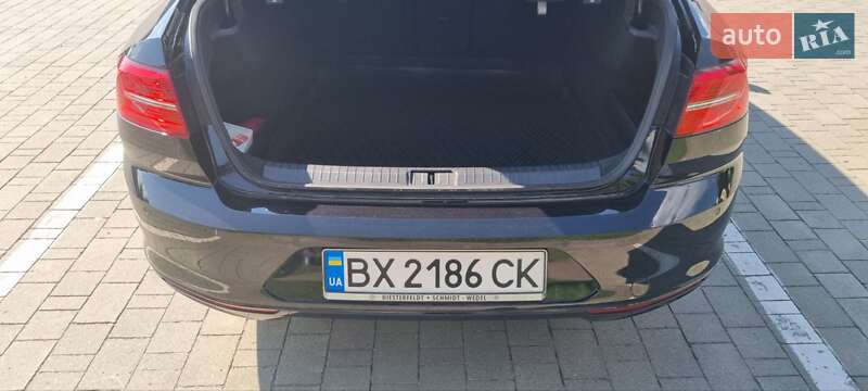 Седан Volkswagen Passat 2015 в Хмельницькому