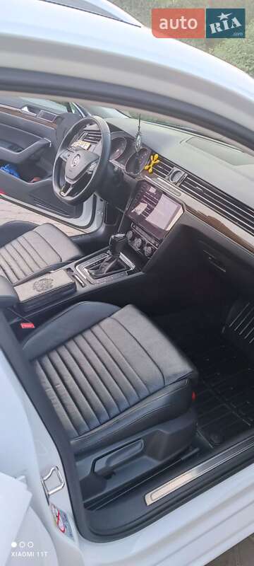 Универсал Volkswagen Passat 2019 в Волочиске