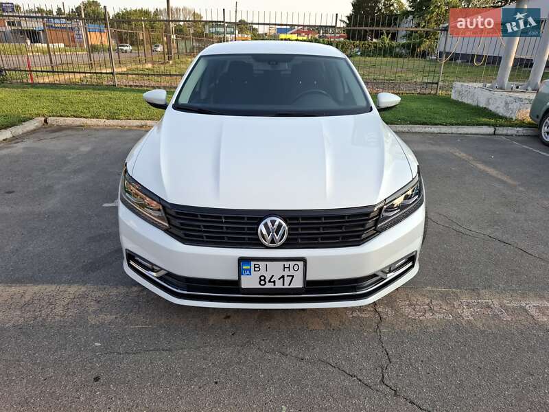 Седан Volkswagen Passat 2018 в Полтаве
