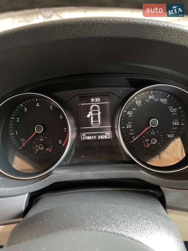 Седан Volkswagen Passat 2016 в Ржищеве