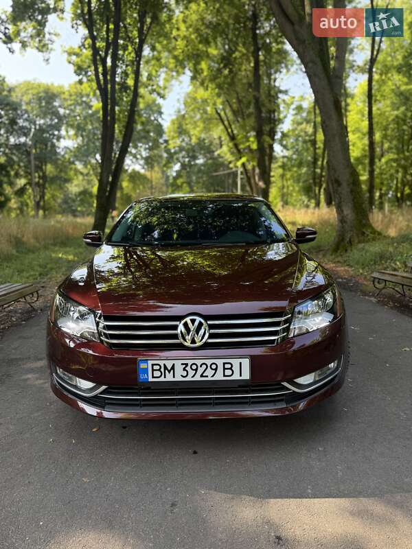 Седан Volkswagen Passat 2013 в Глухове