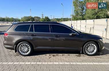 Универсал Volkswagen Passat 2016 в Кривом Роге
