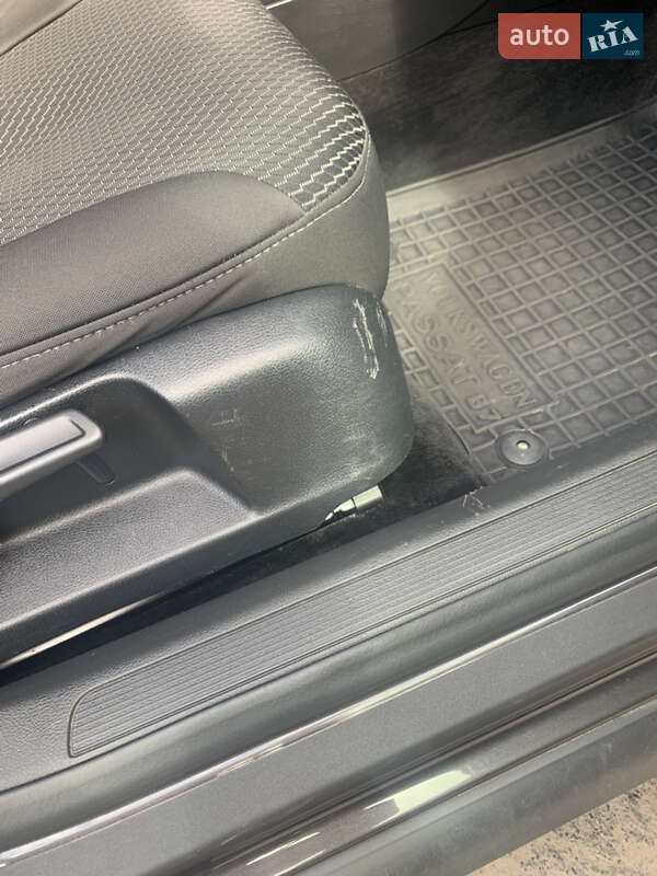 Универсал Volkswagen Passat 2010 в Львове