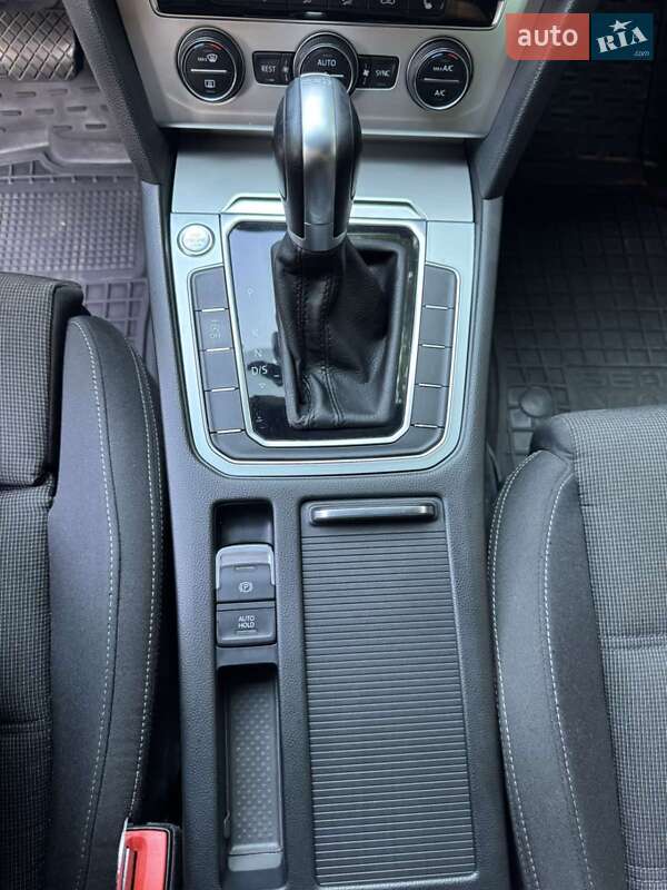 Універсал Volkswagen Passat 2017 в Ніжині