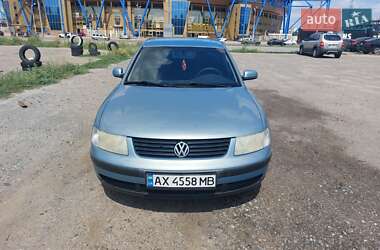 Седан Volkswagen Passat 1998 в Харкові