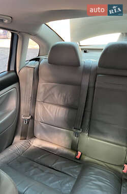 Седан Volkswagen Passat 2003 в 