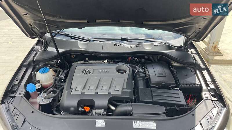 Универсал Volkswagen Passat 2012 в Луцке фото 7 Универсал Volkswagen Passat 2012 в Луцке