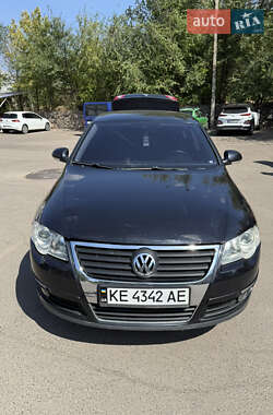 Седан Volkswagen Passat 2008 в Кривом Роге