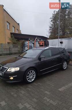 Универсал Volkswagen Passat 2010 в Черновцах