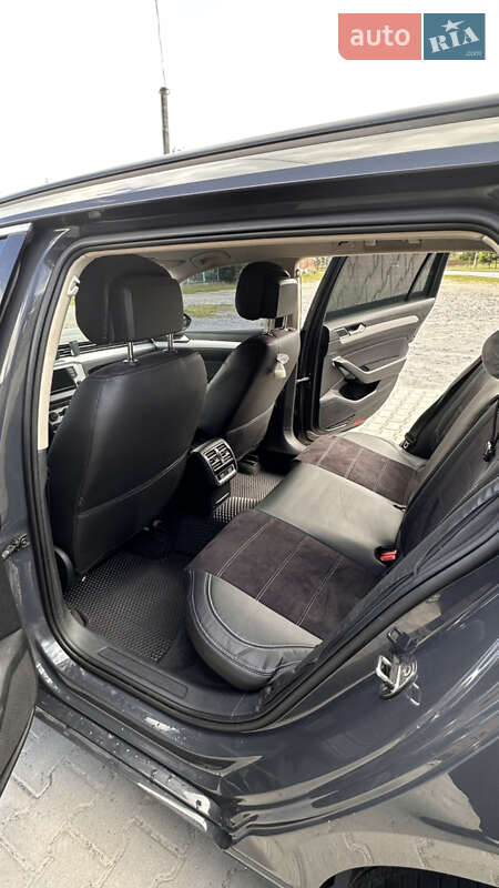 Универсал Volkswagen Passat 2016 в Ровно