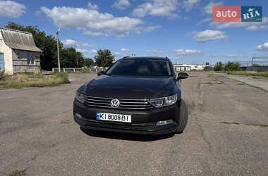 Универсал Volkswagen Passat 2015 в Житомире