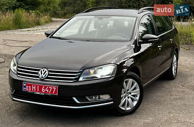Универсал Volkswagen Passat 2011 в Львове