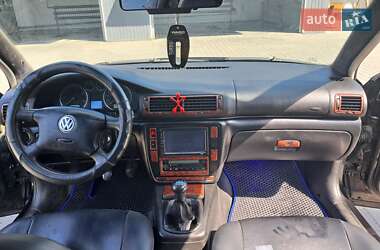 Седан Volkswagen Passat 2000 в Шполе