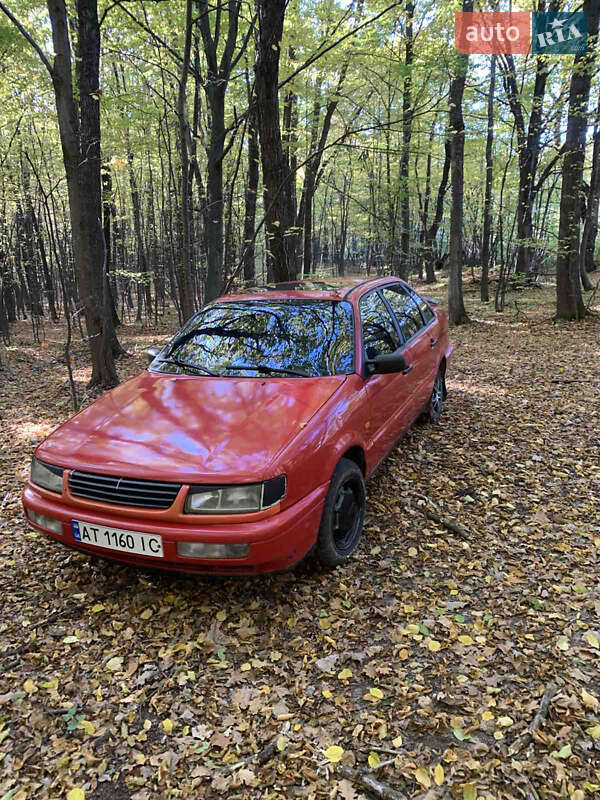 Седан Volkswagen Passat 1989 в Коломые