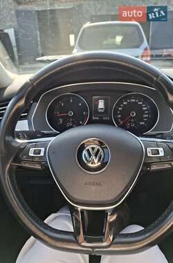 Универсал Volkswagen Passat 2015 в 