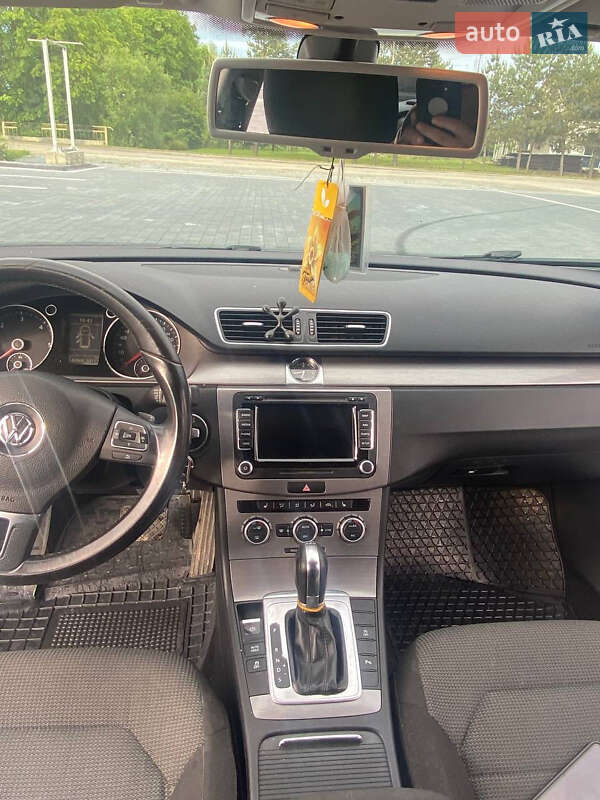 Универсал Volkswagen Passat 2013 в Самборе