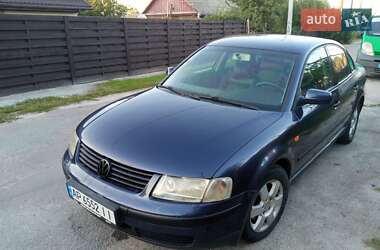 Седан Volkswagen Passat 1998 в Коростышеве
