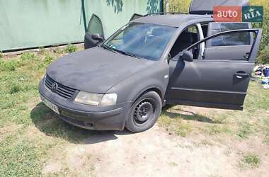 Універсал Volkswagen Passat 1998 в Вінниці