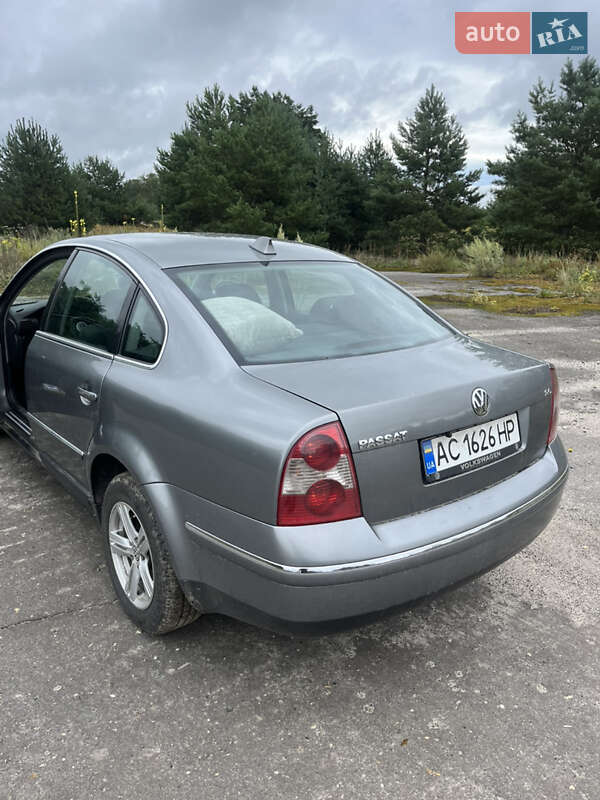Седан Volkswagen Passat 2004 в Ковеле