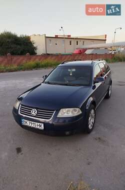Універсал Volkswagen Passat 2004 в Рівному
