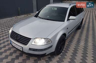 Універсал Volkswagen Passat 2001 в Миколаєві