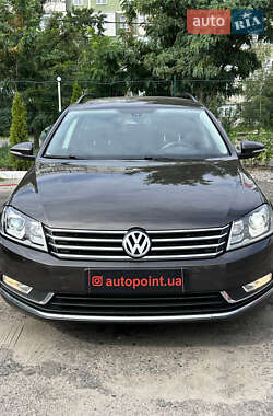 Универсал Volkswagen Passat 2012 в Сумах