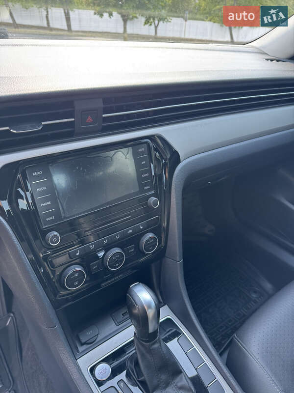 Седан Volkswagen Passat 2021 в Кривом Роге фото 22 Седан Volkswagen Passat 2021 в Кривом Роге