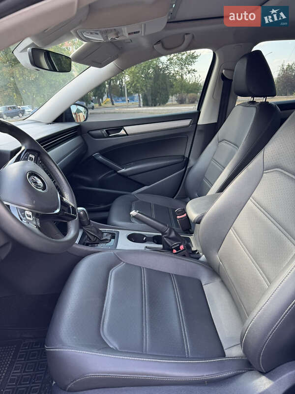 Седан Volkswagen Passat 2021 в Кривом Роге фото 24 Седан Volkswagen Passat 2021 в Кривом Роге