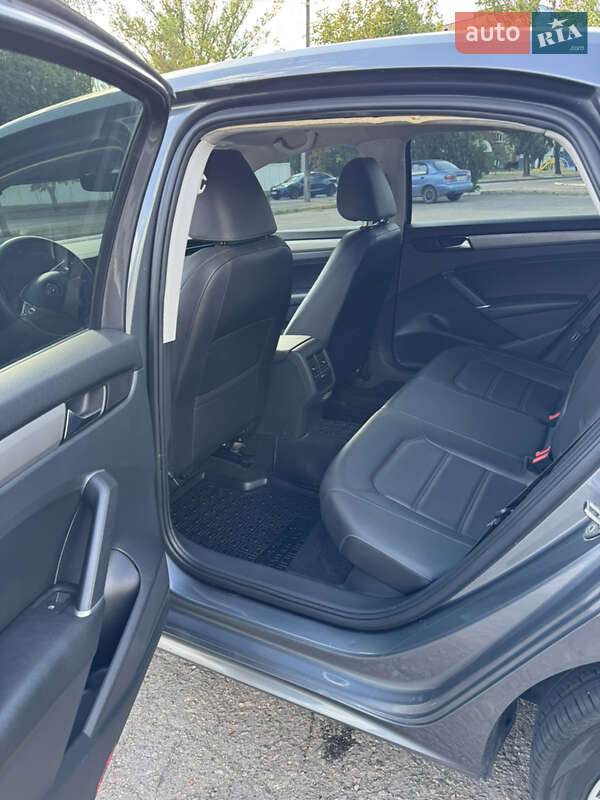 Седан Volkswagen Passat 2021 в Кривом Роге фото 25 Седан Volkswagen Passat 2021 в Кривом Роге