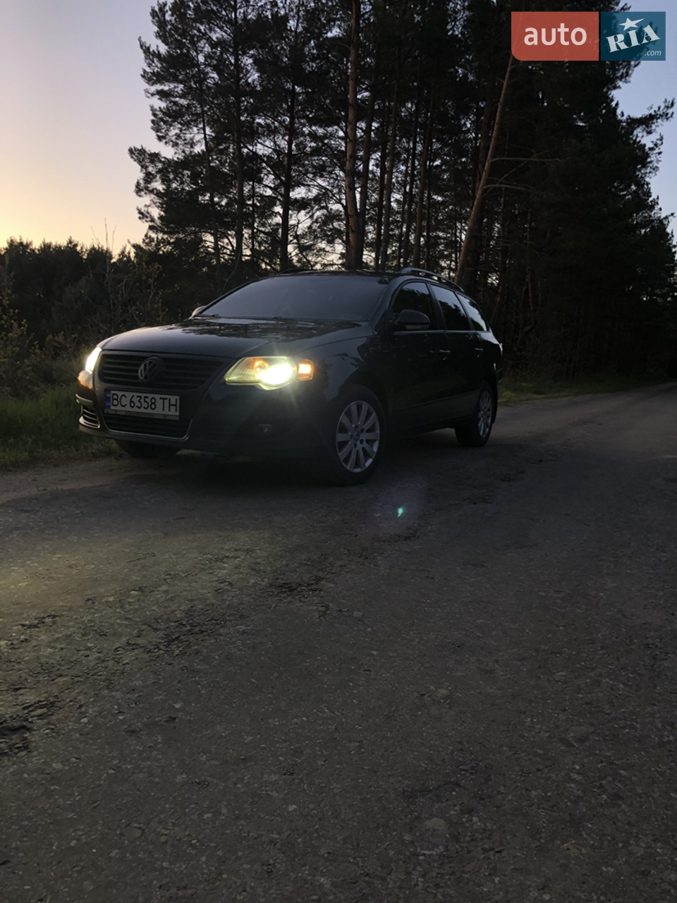 Автомобіль в хорошому стані сів поїхав ніколи не підводив само надійний і простий двигун 1.9 TDI встановленна сучасна магнітола
Всі деталі по телефону