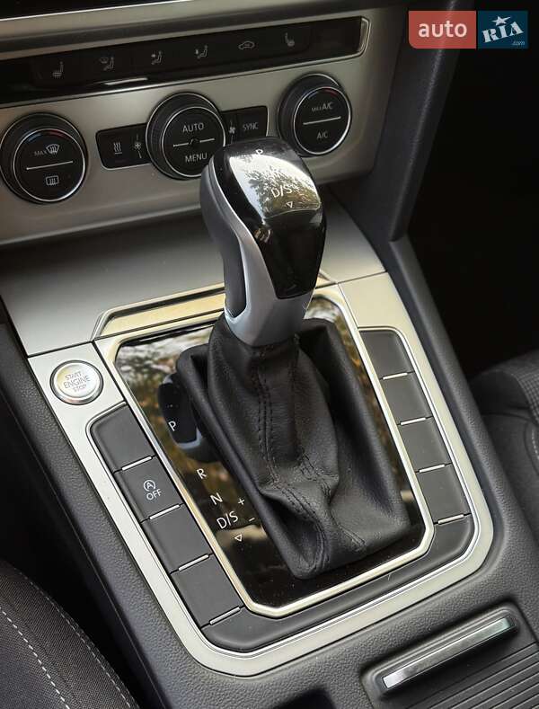 Універсал Volkswagen Passat 2019 в Дніпрі