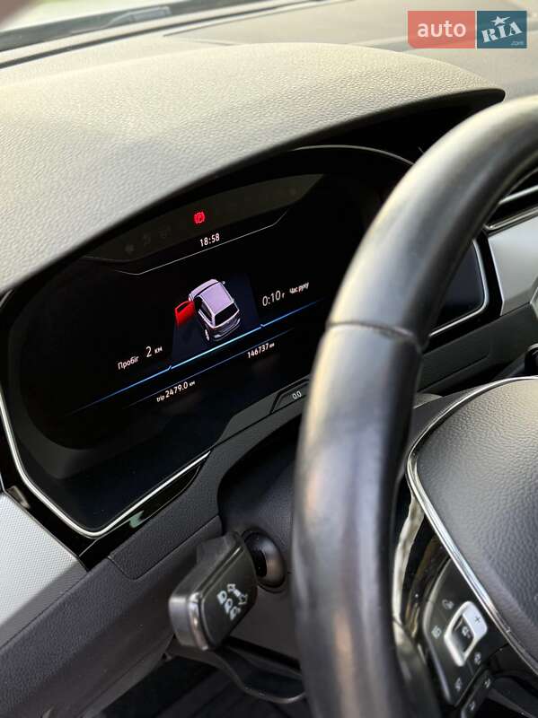 Універсал Volkswagen Passat 2019 в Дніпрі