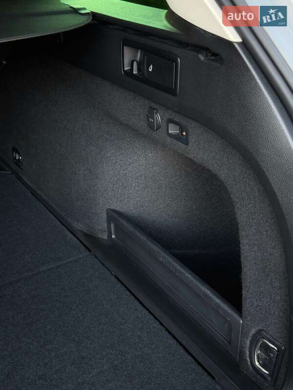 Універсал Volkswagen Passat 2019 в Дніпрі