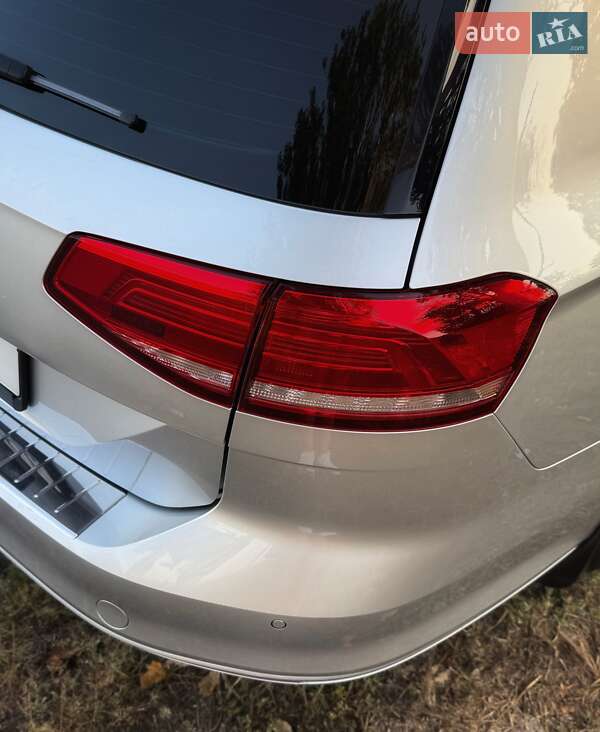 Універсал Volkswagen Passat 2019 в Дніпрі