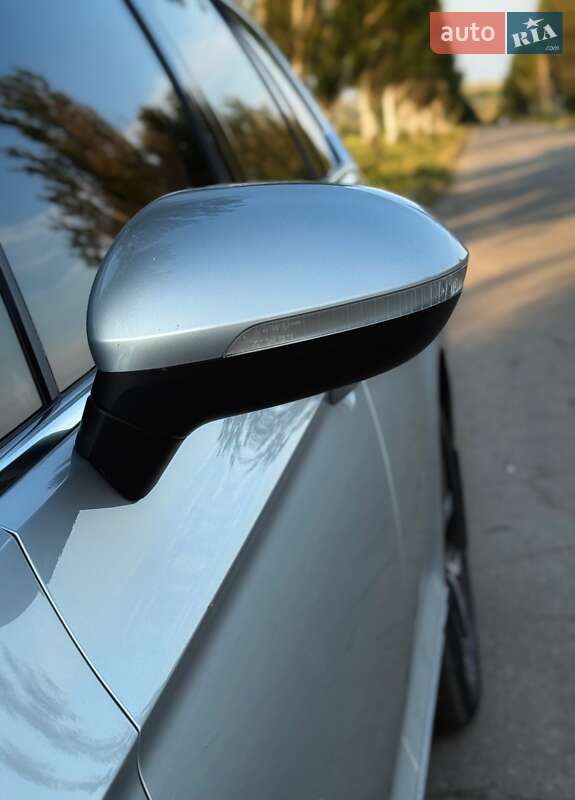 Універсал Volkswagen Passat 2019 в Дніпрі