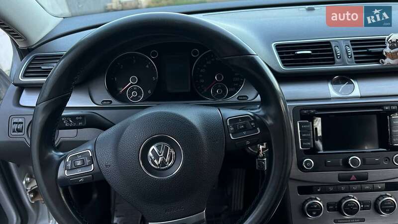Универсал Volkswagen Passat 2013 в Павлограде