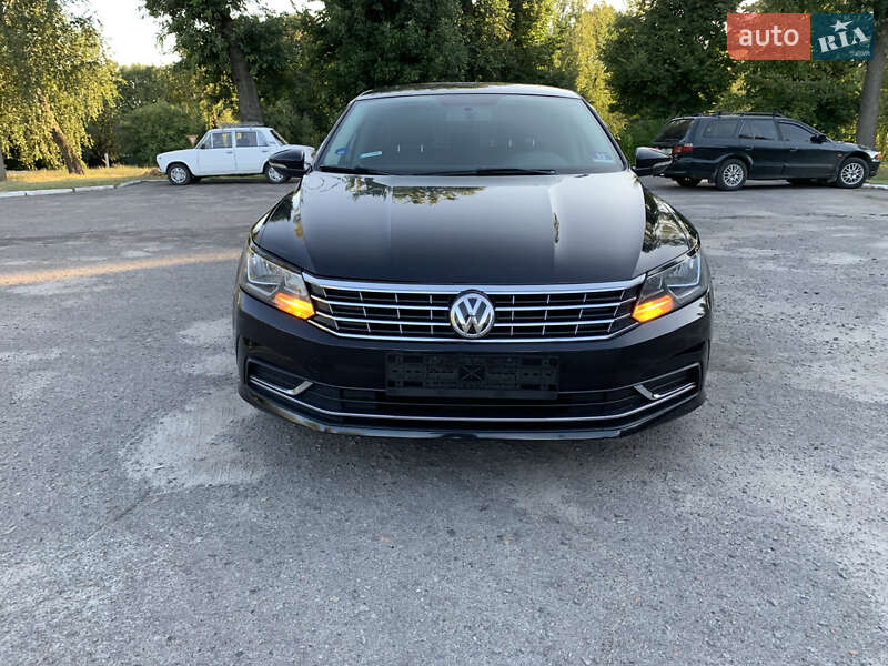 Седан Volkswagen Passat 2017 в Лубнах